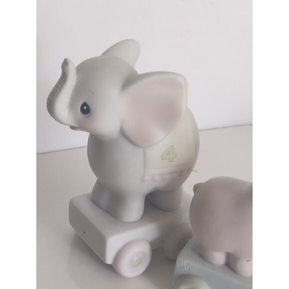 Two Vintage Precious Moments Birthday Theme Figurines 1985 - Picture 11 of 11